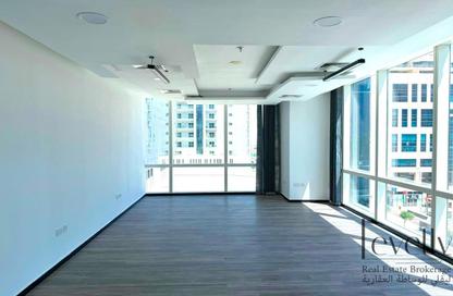 Office Space - Studio - 1 Bathroom for rent in Tamani Art Tower - Business Bay - Dubai