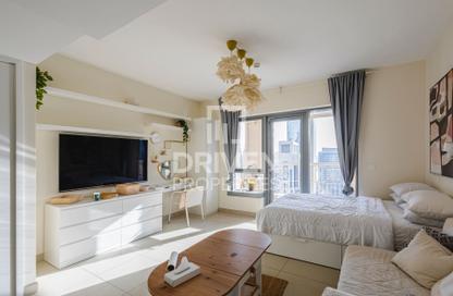 Apartment - Studio - 1 for rent in 29 Burj Boulevard Tower 2 - 29 Burj Boulevard - Downtown Dubai - Dubai