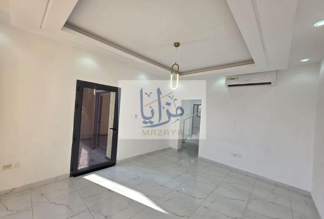 70271835 - صورة العقار 3