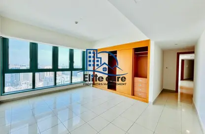 شقة - 2 غرف نوم - 2 حمامات للايجار في كابيتال بلازا B - كابيتال بلازا - شارع الكورنيش - أبوظبي