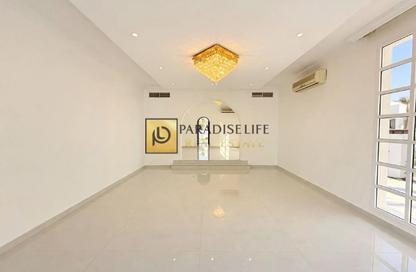 Villa - 5 - 5 for rent in Mirdif Villas - Mirdif - Dubai