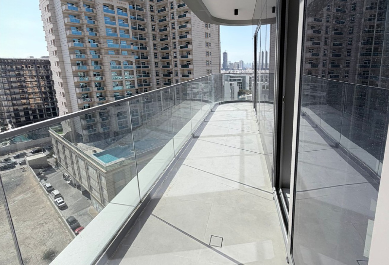 With Study and Maid room I Fully Furnished