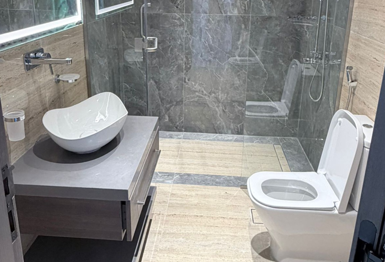 With Study and Maid room I Fully Furnished