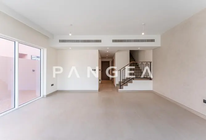 156900025 - Property Image 3