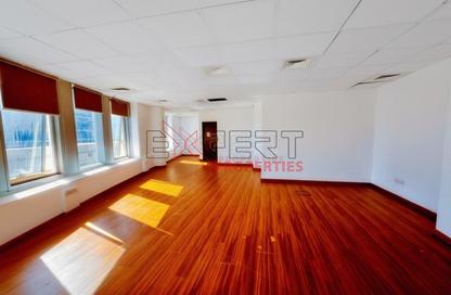 Office Space - Studio - 1 Bathroom for rent in Silver Tower - Business Bay - Dubai