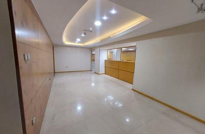 Full Floor - Studio - 4 Bathrooms for rent in Souq Al Kabeer 1 - Al Souk Al Kabeer - Bur Dubai - Dubai