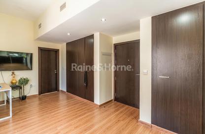 Apartment - Studio - 1 Bathroom for rent in Al Thamam 32 - Al Thamam - Remraam - Dubai Apartment - Studio - 1 Bathroom for rent in Al Thamam 32 - Al Thamam - Remraam - Dubai