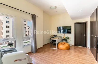 Apartment - 1 Bathroom for rent in Al Thamam 32 - Al Thamam - Remraam - Dubai