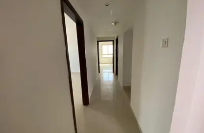 شقة - 3 غرف نوم - 3 حمامات للايجار في الخان - الشارقة