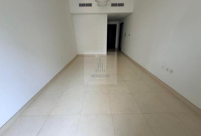 120651360 - Property Image 3