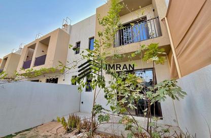 Townhouse - 2 Bedrooms - 4 Bathrooms for rent in Nasma Residence - Al Tai - Sharjah