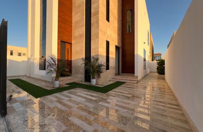 Villa - 4 - 6 for sale in Kabbali Hills - Al Helio 2 - Al Helio - Ajman
