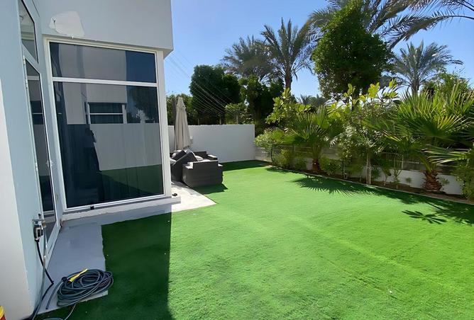 70292928 - صورة العقار 2