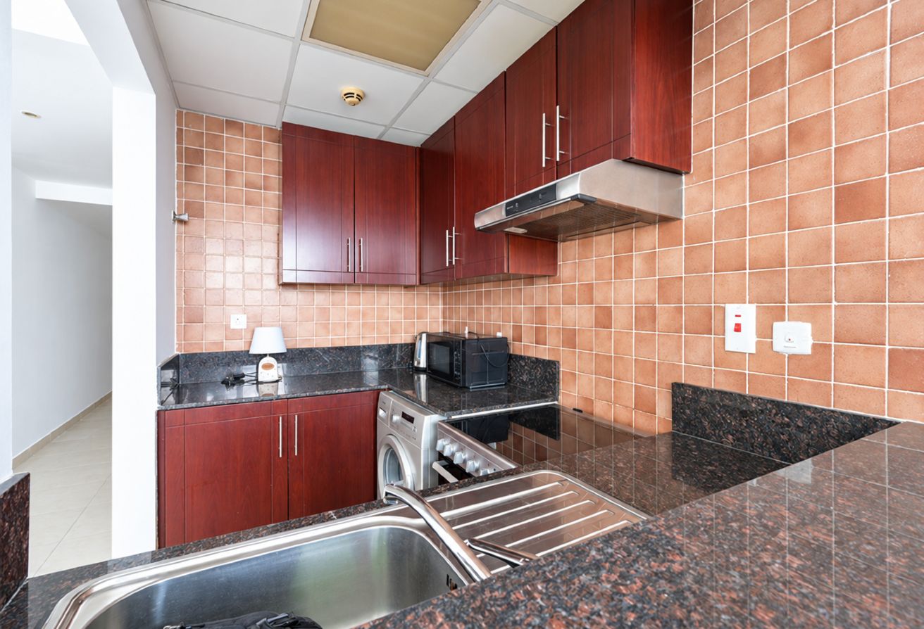 1 bedroom apartment in Lake Shore Tower, Jumeirah Lake Towers: 5