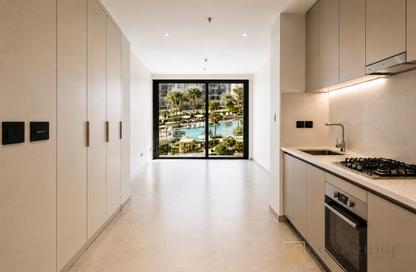 Apartment - Studio - 1 Bathroom for sale in Peninsula Four - Peninsula - Business Bay - Dubai