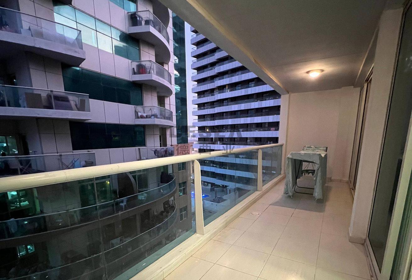 Pool View | Furnished Unit | Vacant photo 8