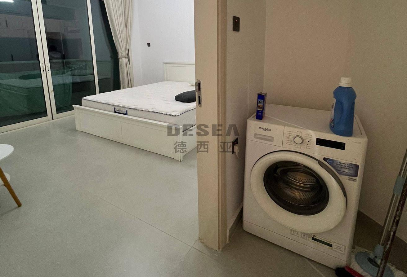 Pool View | Furnished Unit | Vacant photo 6