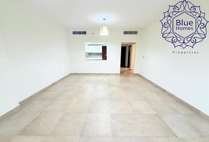 121543628 - Property Image 2