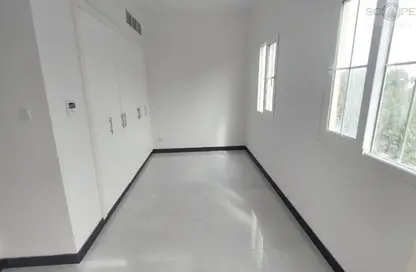 Villa - 2 Bedrooms - 3 Bathrooms for rent in Springs 15 - The Springs - Dubai Villa - 2 Bedrooms - 3 Bathrooms for rent in Springs 15 - The Springs - Dubai