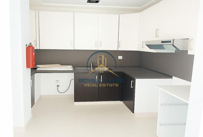 130667420 - Property Image 3