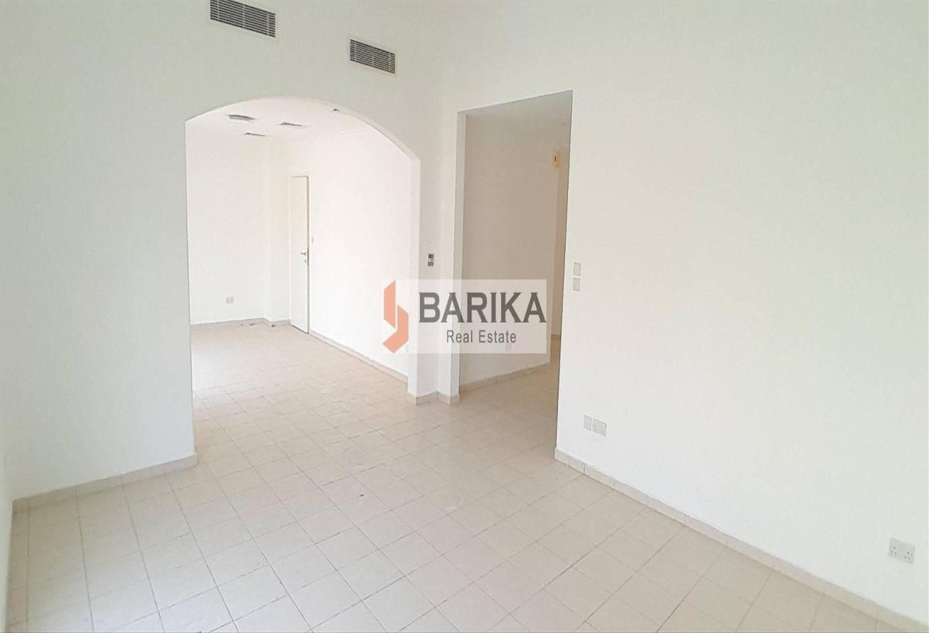BACK TO BACK | WELL MAINTAINED | 4BED+MAID+ STUDY photo 4