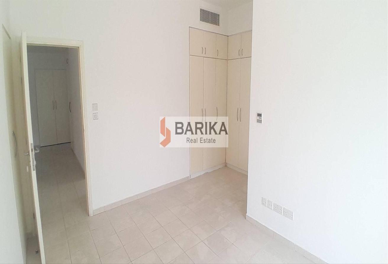 BACK TO BACK | WELL MAINTAINED | 4BED+MAID+ STUDY photo 8