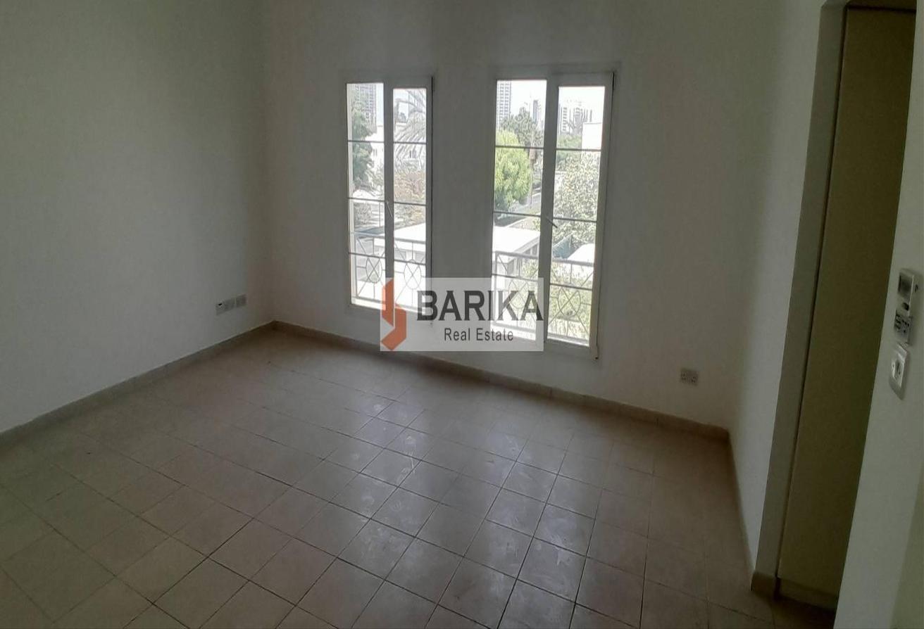 BACK TO BACK | WELL MAINTAINED | 4BED+MAID+ STUDY photo 10