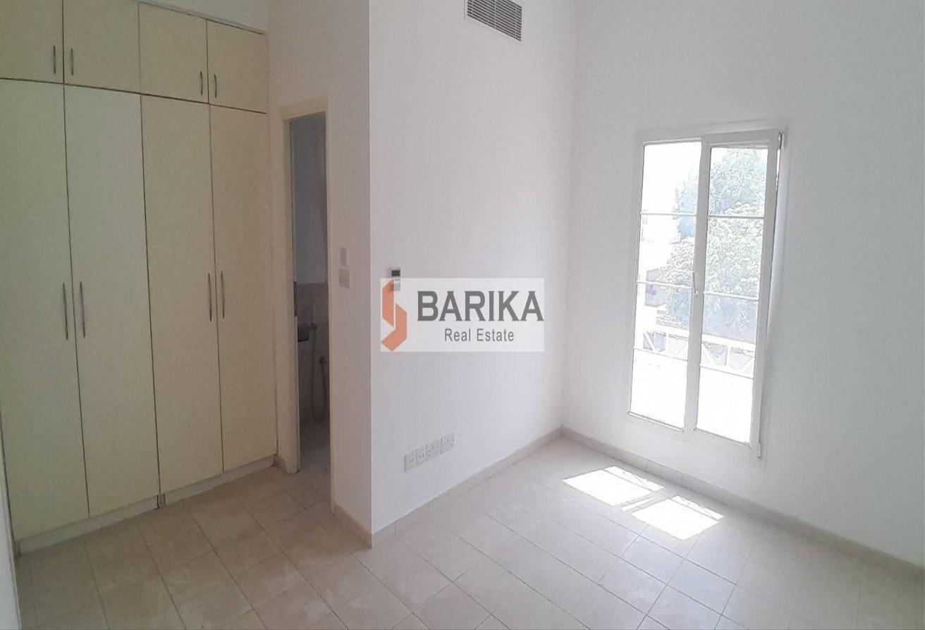 BACK TO BACK | WELL MAINTAINED | 4BED+MAID+ STUDY photo 9