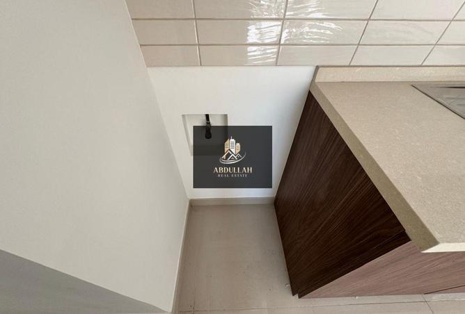 72310853 - Property Image 2