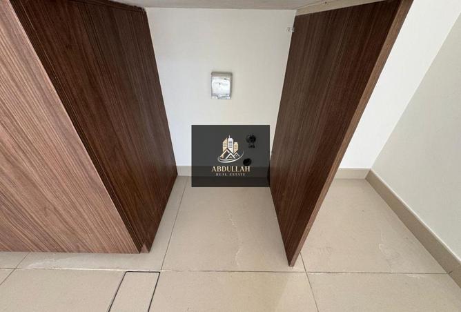 72310853 - Property Image 3