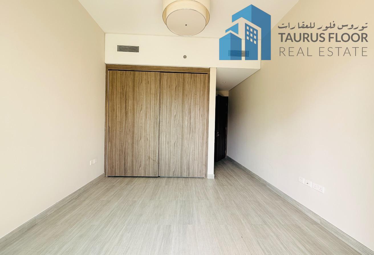 Beautiful 2br | Open View | 12 chqs Limited time photo 11