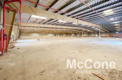 Warehouse - Studio - 2 for rent in Freezone North - Jebel Ali Freezone - Jebel Ali - Dubai