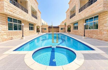 Villa - 5 - 5 for rent in Umm Suqeim 1 Villas - Umm Suqeim 1 - Umm Suqeim - Dubai