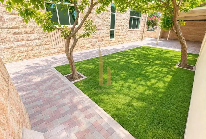 150030835 - Property Image 2