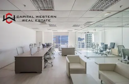 مكتب - 2 غرف نوم - 2 حمامات للايجار في صبحة زفير - الخليج التجاري - دبي
