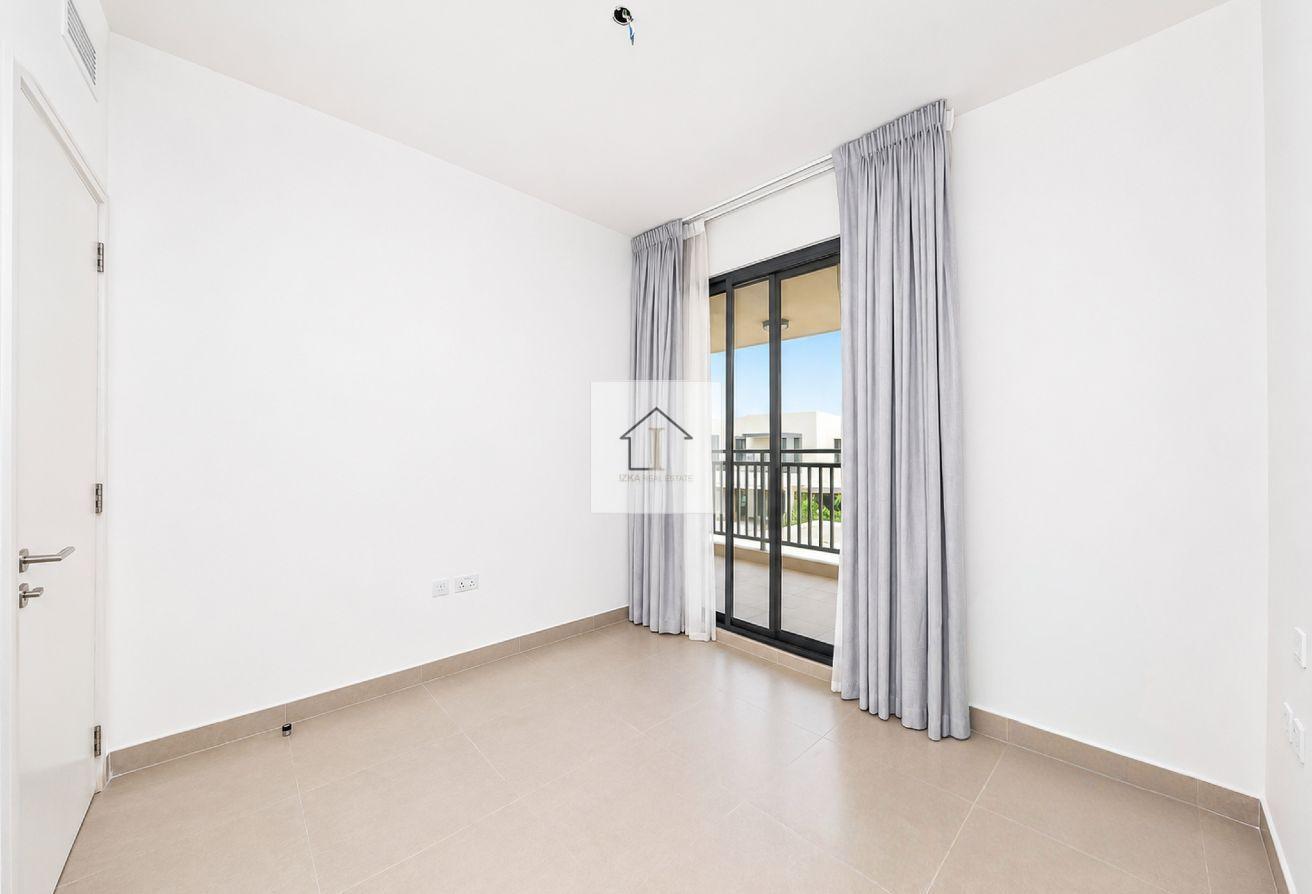 Spacious and Ravishing 5BR Unfurnished Villa photo 7