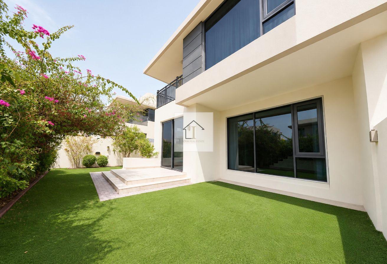 Spacious and Ravishing 5BR Unfurnished Villa photo 24