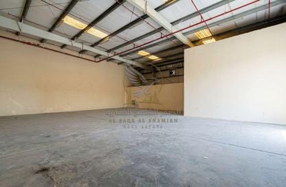 Warehouse - Studio - 1 for rent in Al Jlail - Al Sajaa - Sharjah
