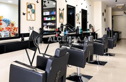 Shop - Studio - 1 for rent in Al Salam Tower - Al Barsha 1 - Al Barsha - Dubai