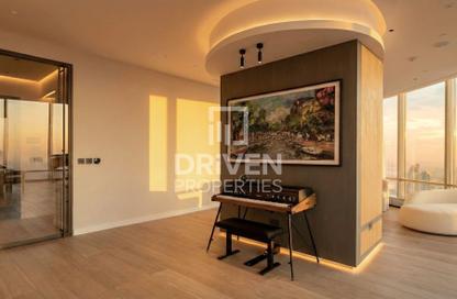Apartment - 2 Bedrooms - 3 Bathrooms for sale in Burj Khalifa - Burj Khalifa Area - Downtown Dubai - Dubai Apartment - 2 Bedrooms - 3 Bathrooms for sale in Burj Khalifa - Burj Khalifa Area - Downtown Dubai - Dubai