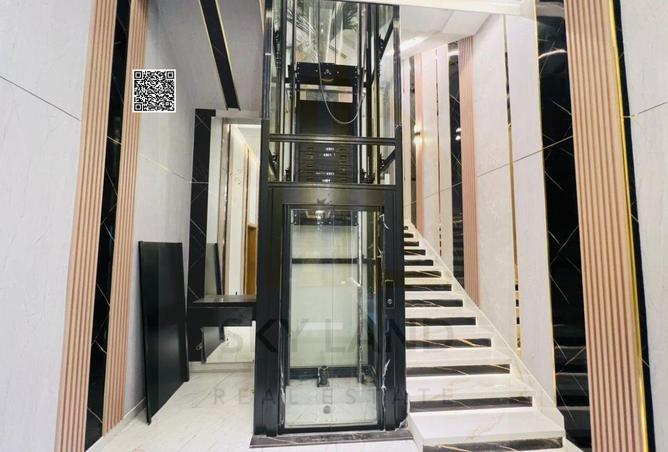 96111992 - Property Image 2