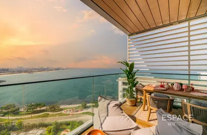 Apartment - 3 Bedrooms - 4 Bathrooms for sale in Bluewaters Residences Building 6 - Bluewaters Residences - Bluewaters - Dubai