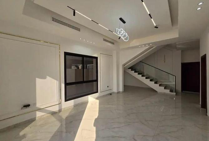 90082693 - Property Image 3