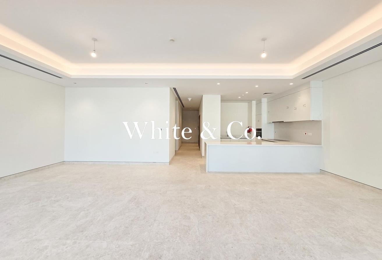Lagoon Backing | Rare Find | Ready to Move photo 3