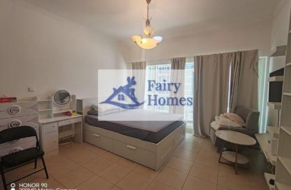 Apartment - Studio - 1 Bathroom for sale in Burj Al Nujoom - Downtown Dubai - Dubai
