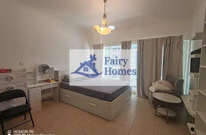 Apartment - 1 Bathroom for sale in Burj Al Nujoom - Downtown Dubai - Dubai