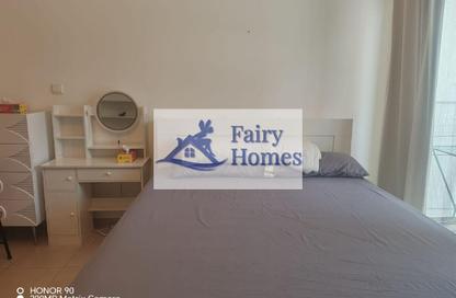 Apartment - Studio - 1 Bathroom for sale in Burj Al Nujoom - Downtown Dubai - Dubai