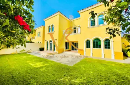 Villa - 3 Bedrooms - 4 Bathrooms for rent in District 6 - Royal Park - Jumeirah Park - Dubai
