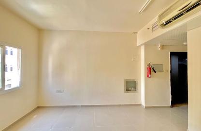 Apartment - Studio - 1 Bathroom for rent in Muwailih Building - Muwaileh - Sharjah Apartment - Studio - 1 Bathroom for rent in Muwailih Building - Muwaileh - Sharjah