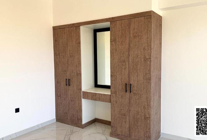 77391848 - Property Image 3